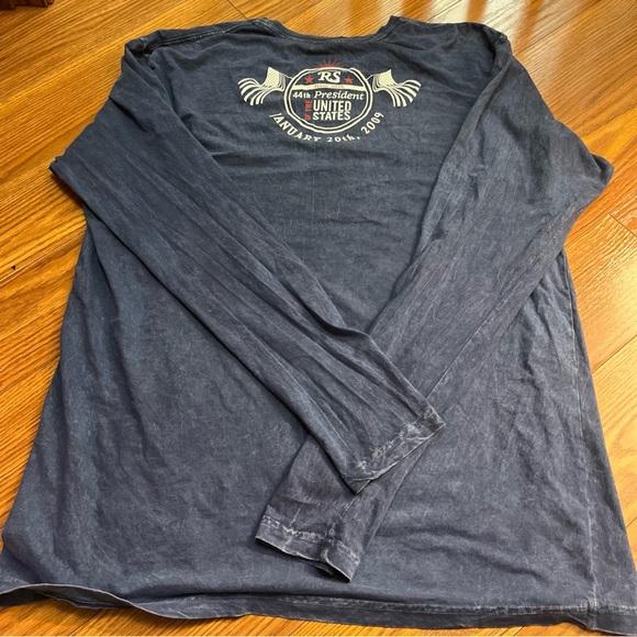 The Rolling Stone cover Obama Dark Blue Graphic Long Sleeve Tee - Picture 4 of 4